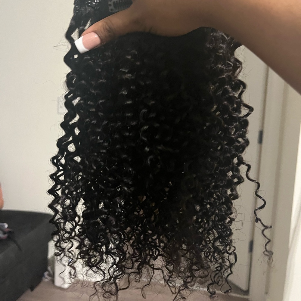 Never worn clip in human hair